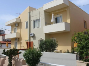Platanias Beach Apartment