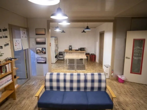 Nomad Inn Jeju - Hostel