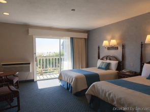Riviera Beach Resort