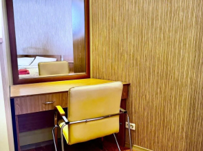 SutkiVIP (SutkiVIP) on Uritsky Street