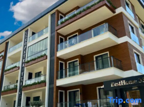 The 1+1 Qoople Triumph 17 apartment next to Cleopatra Beach is a great option for a family holiday.