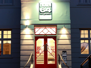 BON Hotel 64 on Gordon