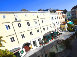 Atelier Apartment with Traunsee Lake view