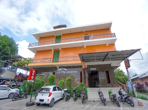 OYO 2639 Oxy Townhouse