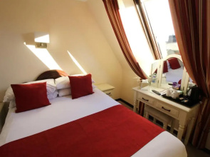 The Pilgrims Hotel