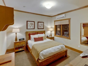 The Esmeralda Inn and Restaurant