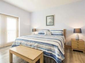 MVC - Unit 1503 - The Lighthouse Lookout