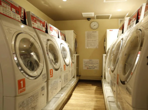 Shinjuku Kuyakusho-mae Capsule Hotel