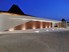 Djoglo Luxury Bungalow