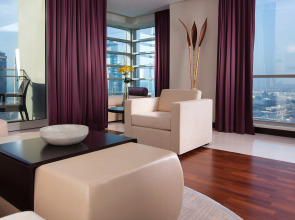 Pullman Dubai Jumeirah Lakes Towers - Hotel & Residence