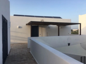 Guest House 12 People, 5 Bedrooms, Overnight or Full Rental