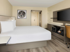 Ramada Plaza by Wyndham Orlando Resort & Suites Intl Drive