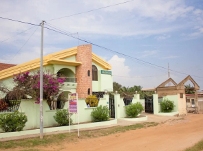 Jayliz Lodge Tema