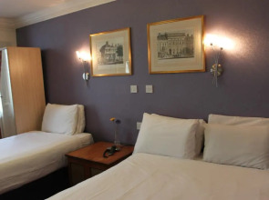 Lord Kensington Hotel