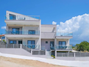 Eridon Suites