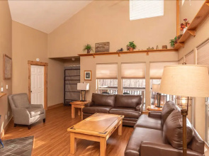 Mt. Elbert Chalet at Creekside Chalets - 2 Br Cabin