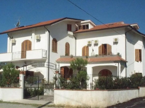 Residence Gnura Momma
