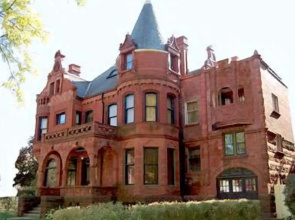 Schuster Mansion Bed & Breakfast