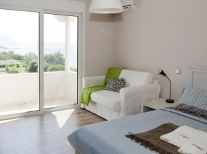 Kiotari Beach Villas - Luxury Retreat