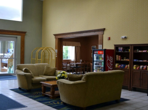 Holiday Inn Express Irwin (PA TPK Exit 67) by IHG
