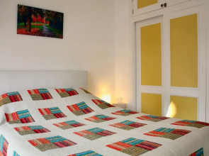 Beautiful Townhouse, Internet, Air Con, 5 Guests
