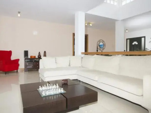 VillaTen.com