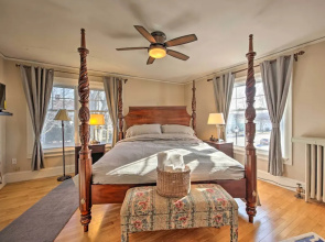 Pet-friendly Sheboygan Home, 1 Mi to Lake Michigan