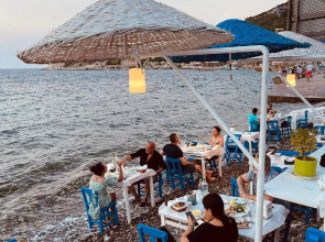 Giritli Rum Meyhanesi & Butik Otel