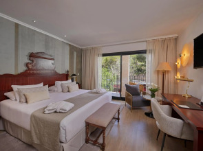 Pullman Dubai Jumeirah Lakes Towers - Hotel & Residence