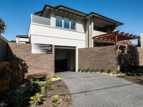 Orange Serviced Apartment