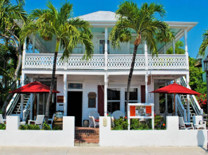Speakeasy Inn – Adults Only