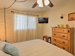 Renovated Tucson Gomez Casita w/ Yard < 7 Mi to DT