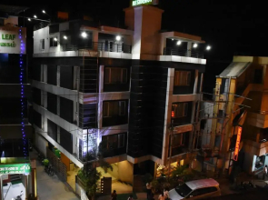 Everest Park Residency