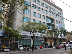 City Bay Hotel