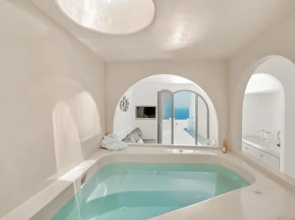 Oyster Luxury Suites