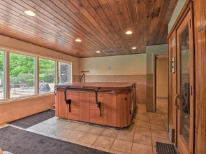 Luxurious Sky Valley Golf Resort Home w/ 3 Decks!