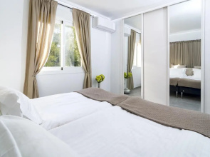 IB - Stunning apt in center of Marbella