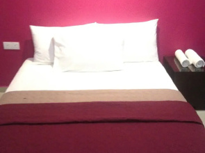 SPOT ON 90138 Hotel Elwarda Klcity