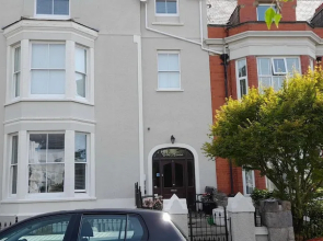 Llandudno Blissful Apartment Retreat in Llandudno