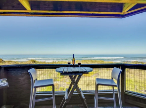 Watsonville Condo w/ Ocean Views & Beach Access