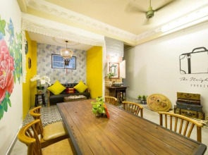 The Neighbors Hostel - Adults Only