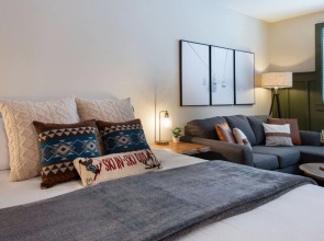 Premium Unit 3318 - Studio - Fraser Crossing/founders Pointe Condo