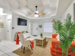 Welcoming Edinburg Apartment - Pet Friendly!