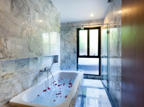 Chalong Chalet Resort & Longstay