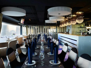 Pacific Regency Hotel Suites