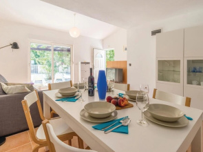 Stunning Home in Zdrelac With Wifi and 2 Bedrooms