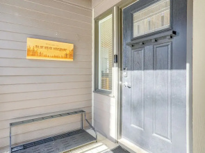 Wintergreen Resort Condo: Deck & Golf Course Views