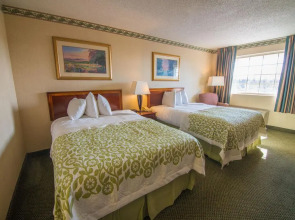 莱瑟姆戴斯套房酒店/北阿尔巴尼(Albany Airport Hotel)