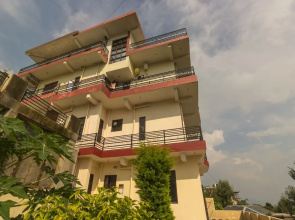 OYO 16702 Home Luxurious 2 BHK Villa Khanyara Road