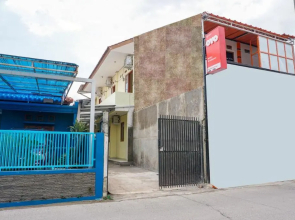 OYO 2401 Ardini Residence
